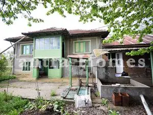 Spacious house with nice garden close to Veliko Tarnovo