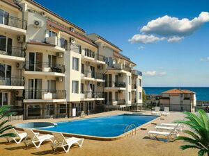 2-Bedroom Apartment in Sunrise Sveti Vlas