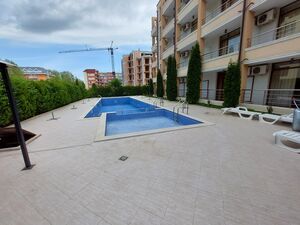 SUNNY AND BRIGHT ONE-BEDROOM APARTMENT IN A NEW COMPLEX!