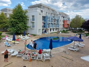 2 Bedroom apartment for sale in Sunny Beach 800m to the beac