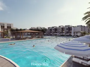 1 bedroom, balcony and pool view in Hurghada´s largest pool 