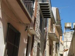 sh 818 town house, Caccamo, Sicily