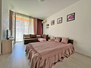 Studio with Balcony in Sunny View Central, Sunny Beach