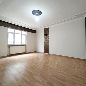 2+1 apartment at center SOLD READ CAP