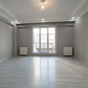 3+1 apartment at center SOLD READ CAP