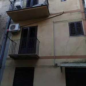 Townhouse in Sicily - Casa Elena Alessandria