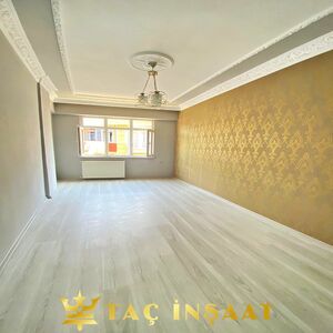 SPACIOUS FLAT IN CENTER OF EUROPEAN ISTANBUL 2 BEDROOMS 