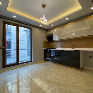 2+1 Apartment For Sale In Istanbul