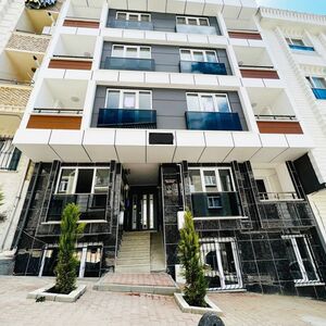 2+1 FOR SALE | BEYLIKDUZU | 130 M2 | RENOVATED