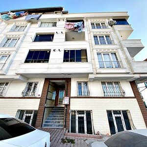 AN AMAZING APARTMENT FOR SALE IN THE HISTORIC ISTANBUL