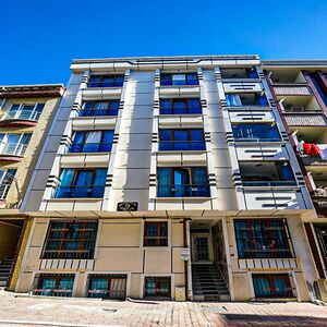 2+1 Apartment For Sale In Istanbul