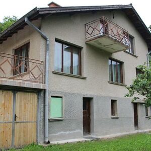 MOUNTAIN PROPERTY, 3-Storey house, 8 rooms, garage, Panorama