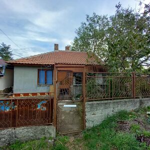 2-bedroom House for sale 15 km from Sunny Beach, 23 km from 