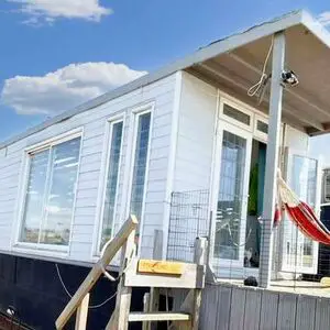 Unique Floating Home - Poundland  £85,000